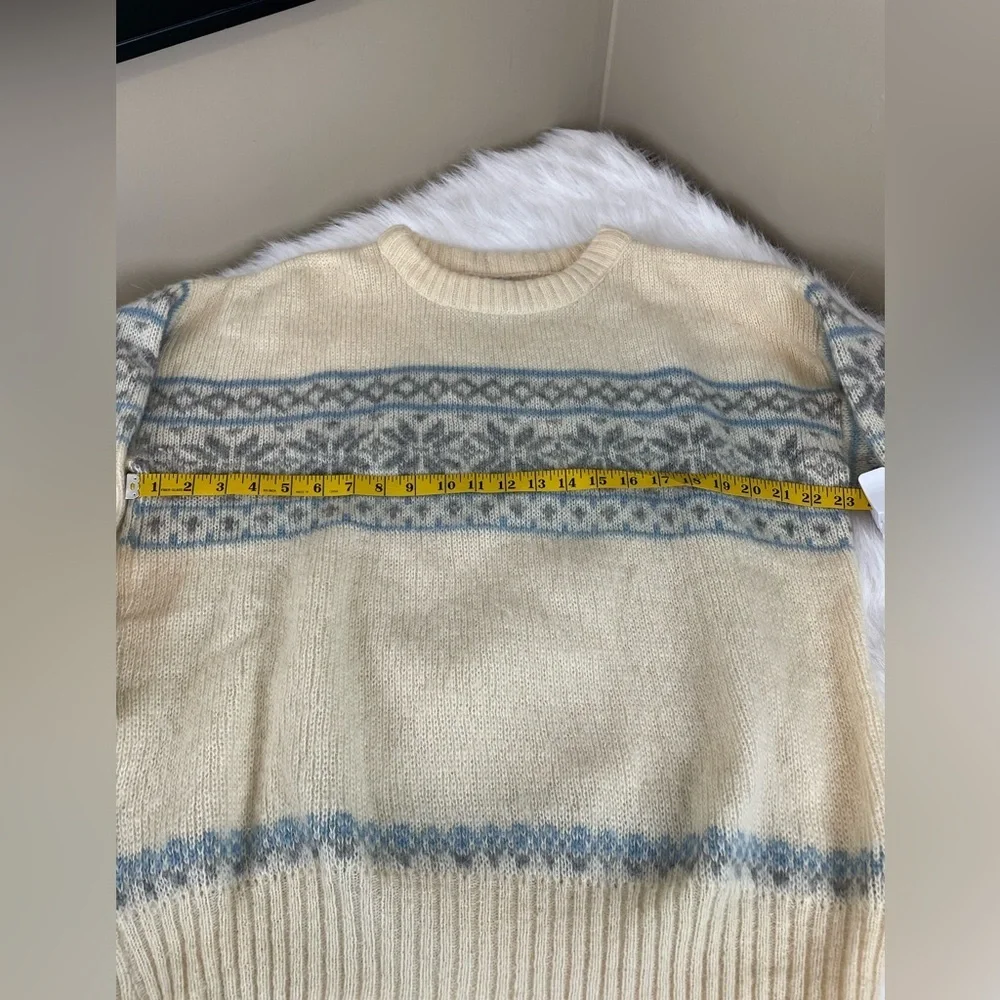 Vintage Icelandic ice knit Nordic ivory and Blue wool Sweater - Picture 7 of 12